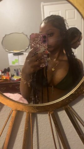 St. Louis, MO Female Escort — FaceTime required incalls & car dates - 1