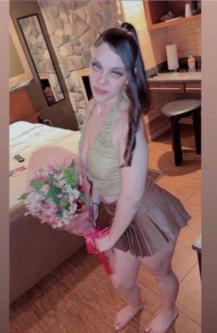 Chicago Female Escort — Sugar Baby Sessions - 1
