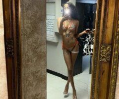 Night-only 23-year-old Houston escort — pegged service - Image 3