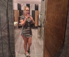 Reno escorts - Curvy Sexy Woman in Reno