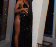 Denver Petite Female Escort — In/Outcall & Car Date - Image 2