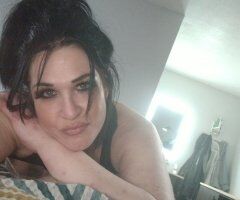 Jackson MS Sweet Candie Female Escort — In-Call Massage (2-girl 4-hand, today) - Image 2