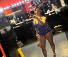 Gianna — Green-Eyed Latina Escort in Everett, WA (Late Nights) - Image 4