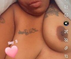 San Fernando Valley escorts - San Fernando Valley Curvy Green-Eyed Mami Escort (36) — Incalls & Car Dates