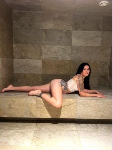Rubi (22) — Female Escort in Charleston, South Carolina - 1