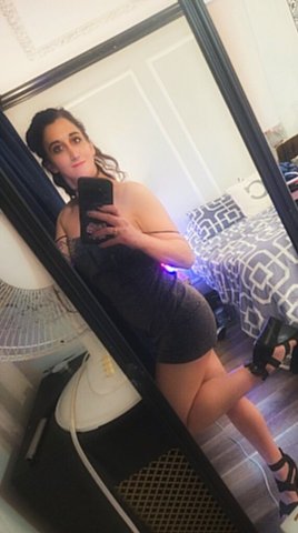 St. Louis Female Escort — Incalls with Pics & Videos - 1