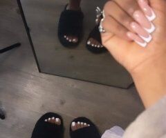 Dominican Delight — Busty Texas Prince (21) for Sensual Massages & Foot Fetish - Image 3