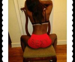 Brooklyn Darkskin Escort — Juicy Full Lips & Hot Chocolate Playmate Kisses (Outcall) - Image 3