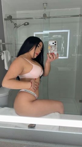 Colombian Female Escort (27) — Medellin • San Fernando Valley - 1