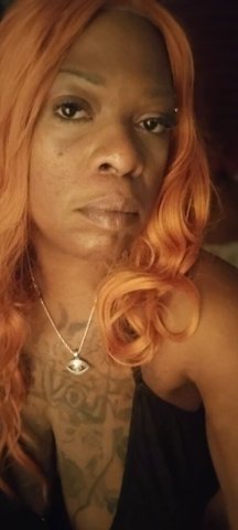 Raleigh-Durham Female Escort — Incalls & Outcalls, $150/hr & $80 Qv - 1