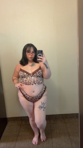 Washington D.C. Incall Ready Female Escort — Thick Natural Curves - 1