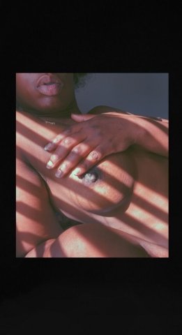 Meet at the H-O-TEL room — 24/7 Nuru massages, couples & fetish friendly - 1