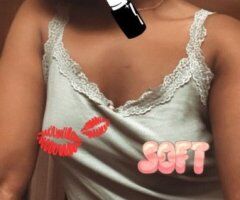 Meet at the H-O-TEL room — 24/7 Nuru massages, couples & fetish friendly - Image 8