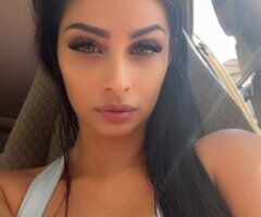 Sarah — 4'5" Petite Luxury Spinner (Petite Escort) in Rockford, IL - Image 2