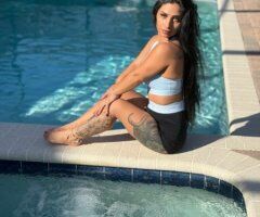 Sarah — 4'5" Petite Luxury Spinner (Petite Escort) in Rockford, IL - Image 3