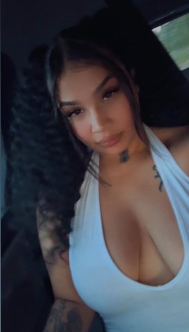 PDX favorite is back — discreet escort with QV Specials & 2 girl services - 1