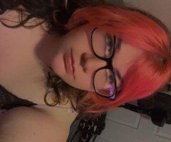 Lewiston-Auburn escorts - Lewiston-Auburn Curvy Female Escort for Respectful Conversation