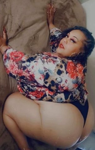 Outcalls in San Luis Obispo — Green-Eyed Squirting BBW Play (33) - 1