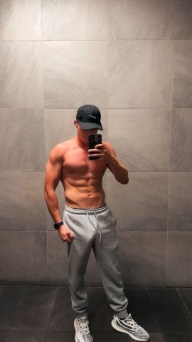 HOT STUD - 1