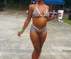 Albany, Georgia Female Escort — on-a-bag, business only - Image 3