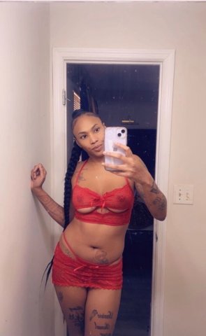 Panama City Birthday Girl — Elegant Companion, Throat Goat & Discreet Incalls - 1