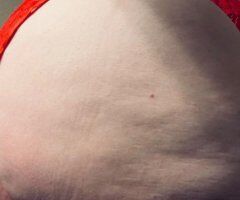 Tucson Big Girl Escort — Playful, Curvy Brunette - Image 3