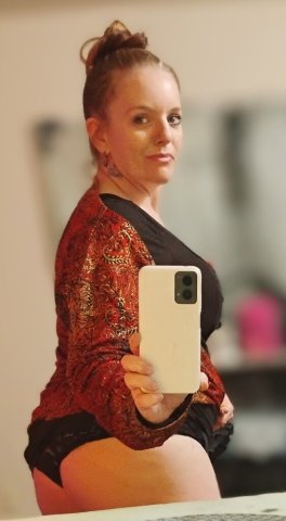 Ann Arbor MI Milf Escort — CarPlay, Incall/Outcall - 1