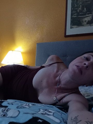 Palm Springs 20-Minute Special Female Escort - 1