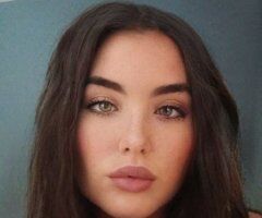 Birmingham escorts - Brunette with Bright Blue Eyes — Birmingham Female Escort