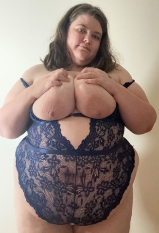 Sweet Queen Honey — White BBW Escort in Brooklyn, NY (Real Pictures) - 1