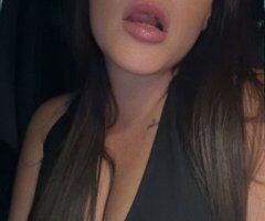 Leah (Kansas City) — Upscale Female Escort, Video Call Proof & Full-Hour Sessions - Image 12