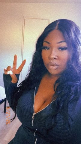 Miss Yaya — Bend, Oregon Throat Goat  VIP Companion - 1