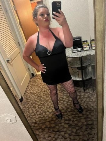 Cleveland Female Escort — In/Outcalls, Nuru + GFE Style - 1