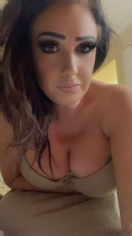 Incall Available Female Escort in Inland Empire — Big Tits, Wet & Tight Mouth/ Pussy - 1
