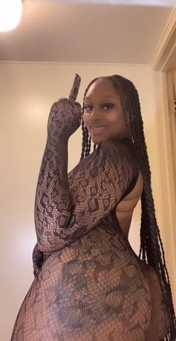 Rochester NY Bombshell Escort — Water Park Style Outcall - 1