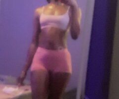 Detroit escorts - Detroit Incall Throat Service (Throat Only)