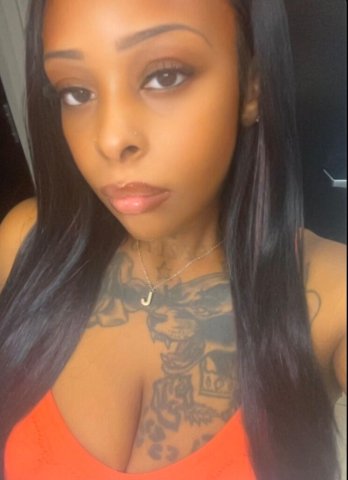 Naughty Nikki, 26 — Tulsa Female Escort with Golden Skin - 1