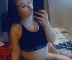 Eugene Latina Female Escort — GFE, petite & discreet - Image 2