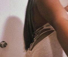 San Fernando Valley escorts - San Fernando Valley Female Escort — Chocolate, Feet Work, Dance, Massage (2 Girls)
