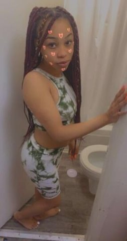 Milwaukee Queen Female Escort — BJ, Oral, Anal + GFE & 69 - 1