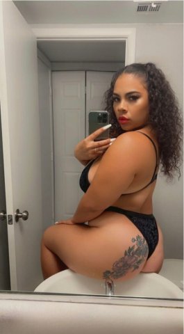 Pittsburgh Female Escort — Outcall or Incall - 1