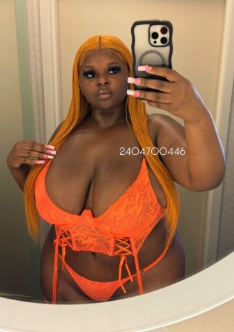 Raleigh-Durham Female Escort — Incall & Outcall, Thick Juicy Look - 1