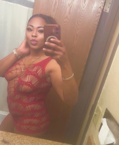 El Paso TX Female Escort — 5ft 2in, thick, video verified - 1