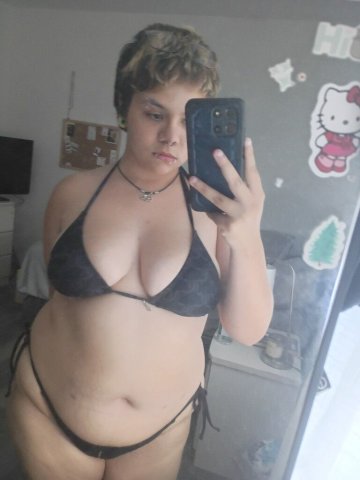 Modesto 18 Female Escort — Facetime Verification & Extras - 1