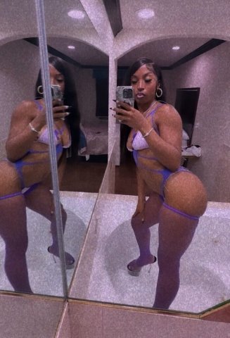 Kiwi — Incall & Outcall Female Escort in Van Nuys (San Fernando Valley), Fetish Friendly - 1