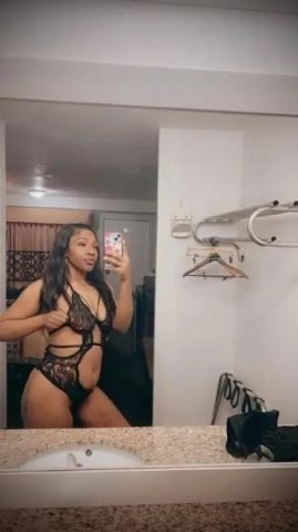 Discreet Outcall Special with Madison — Santa Barbara Female Escort - 1