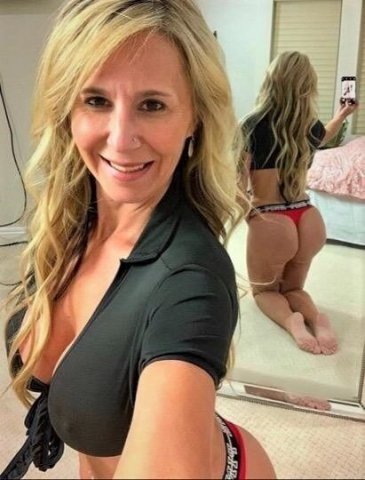 Albuquerque NM Mom Curvy Female Escort — Divo rce, In-Call + Out-Call - 1