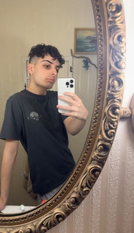 chill twink ready to fulfill your desires 😋 - 1