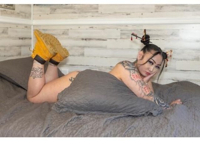 Woodbridge Outcall Escort — 26, QV-160, hhr-250/hr-400 - 1