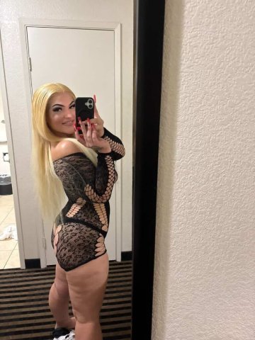 Concord Female Escort — Outcall Greek-friendly, tatted head-to-toe - 1